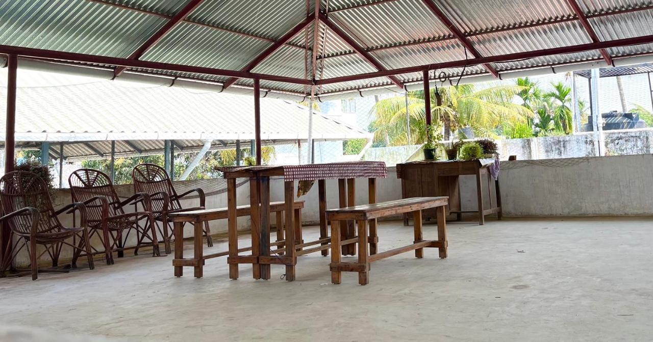 Benheal Homestay Kochi Exterior foto